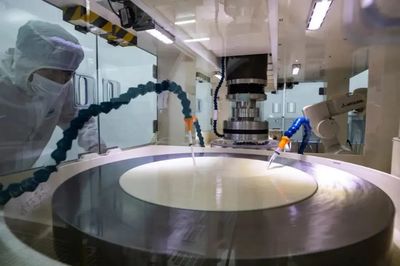 自主創新引領突破，湖北鼎龍控股成功挺進國內主流晶圓廠供應鏈